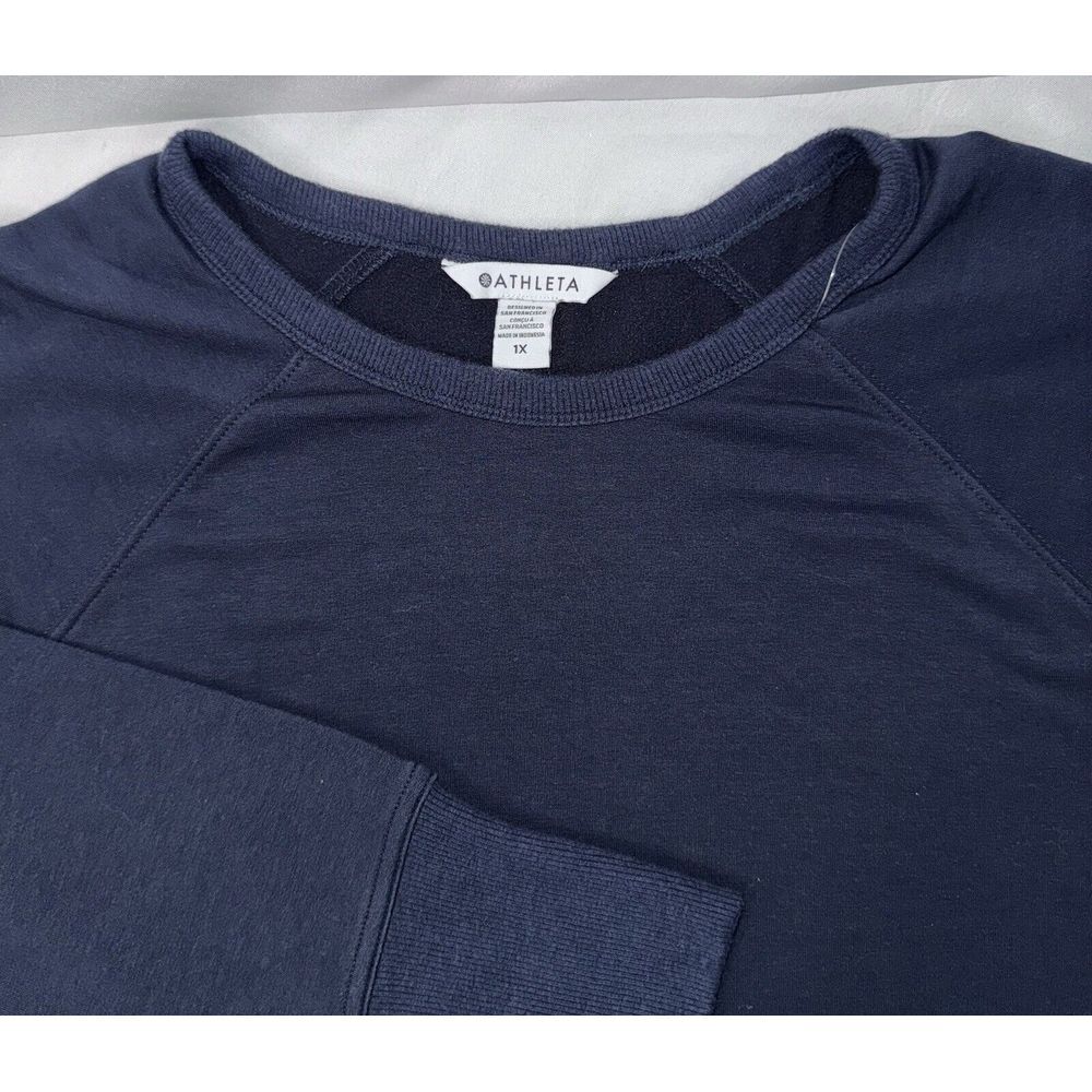 Athleta Womens XL Navy Coaster Luxe Recover Sweatshirt
